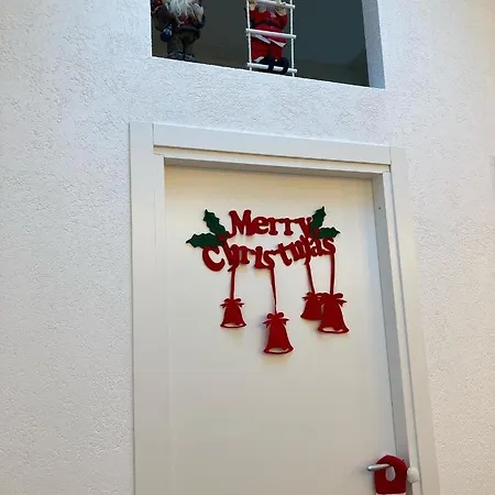 Morra's ゲストハウス 3*