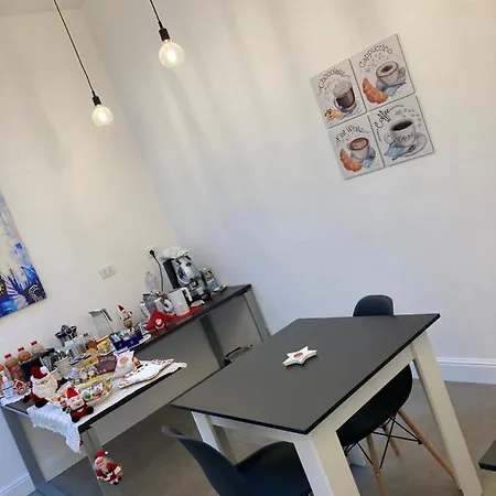 Morra's ゲストハウス ナポリ