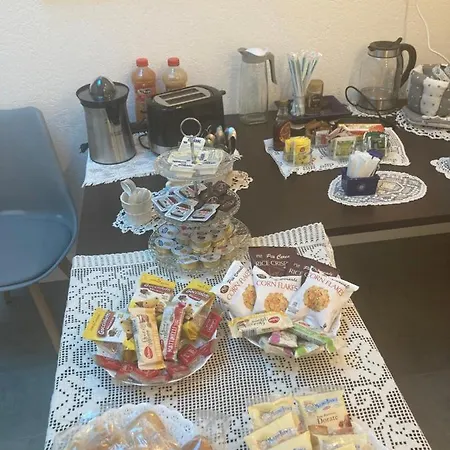 Morra's Guest house