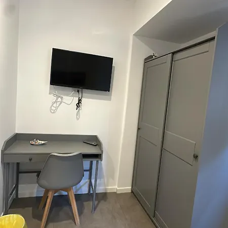 Morra's Guest house